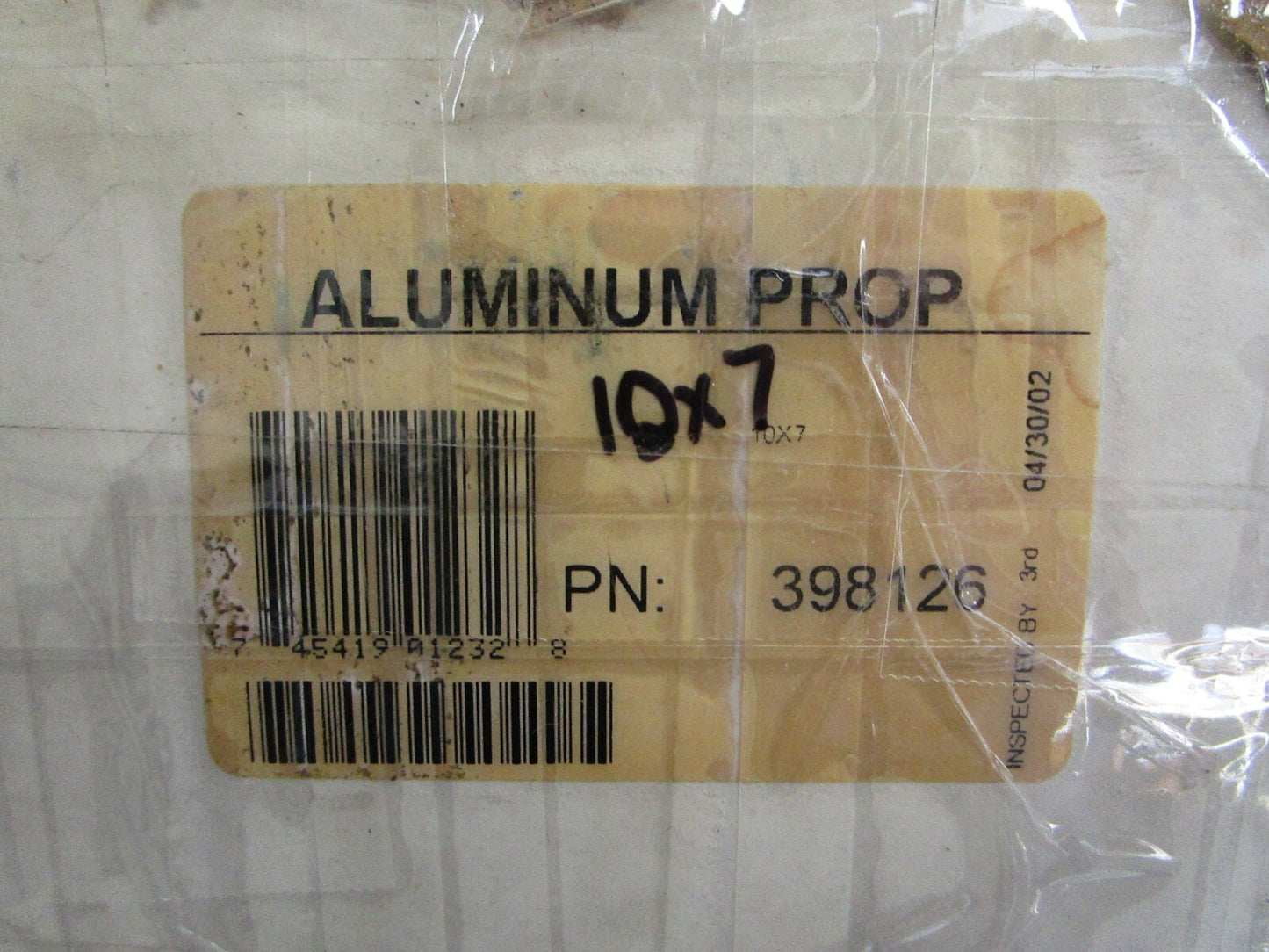 *NEW OEM* 0820 OMC Johnson Evinrude 9.9-15HP 10×7 Propeller 398126 0398126