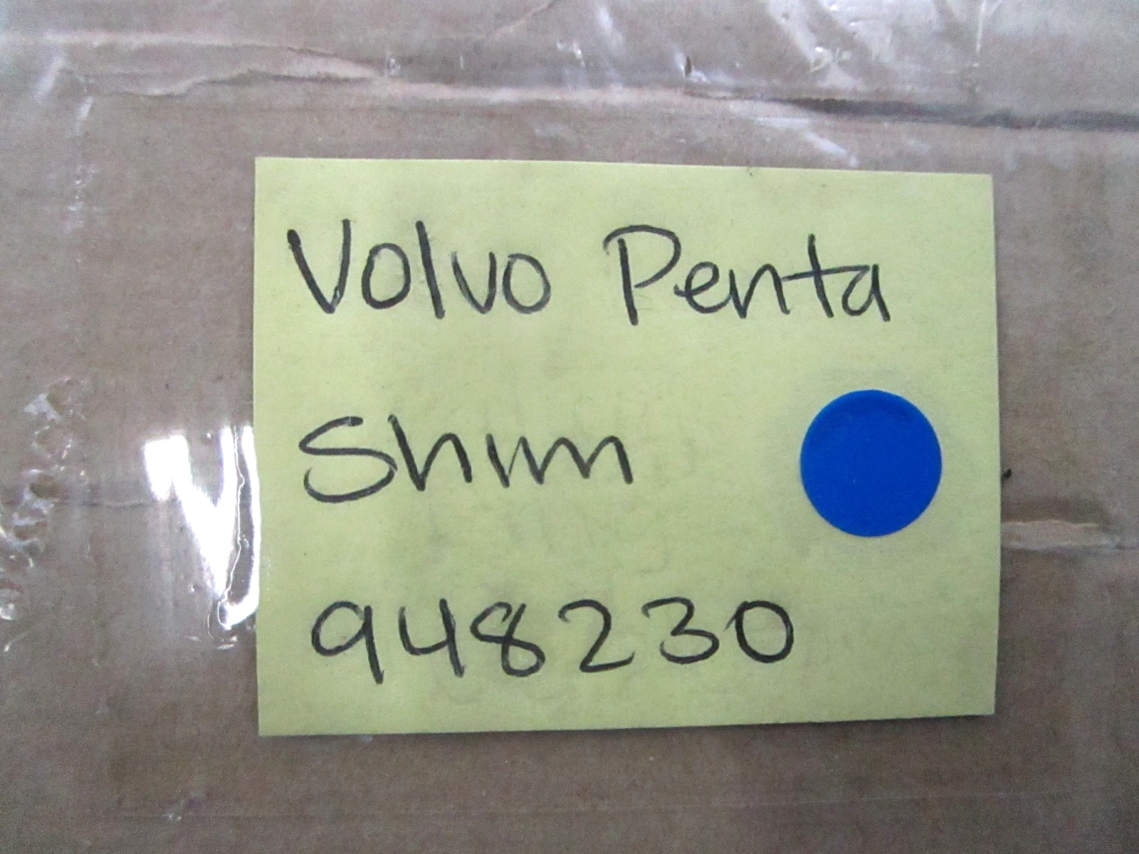 *NEW OEM* 0810 Volvo Penta Shim 948230