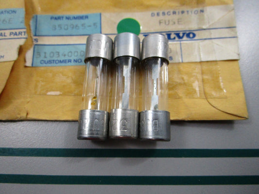 NEW OEM (LOT OF 3) 850965 Volvo Penta Fuse 0810