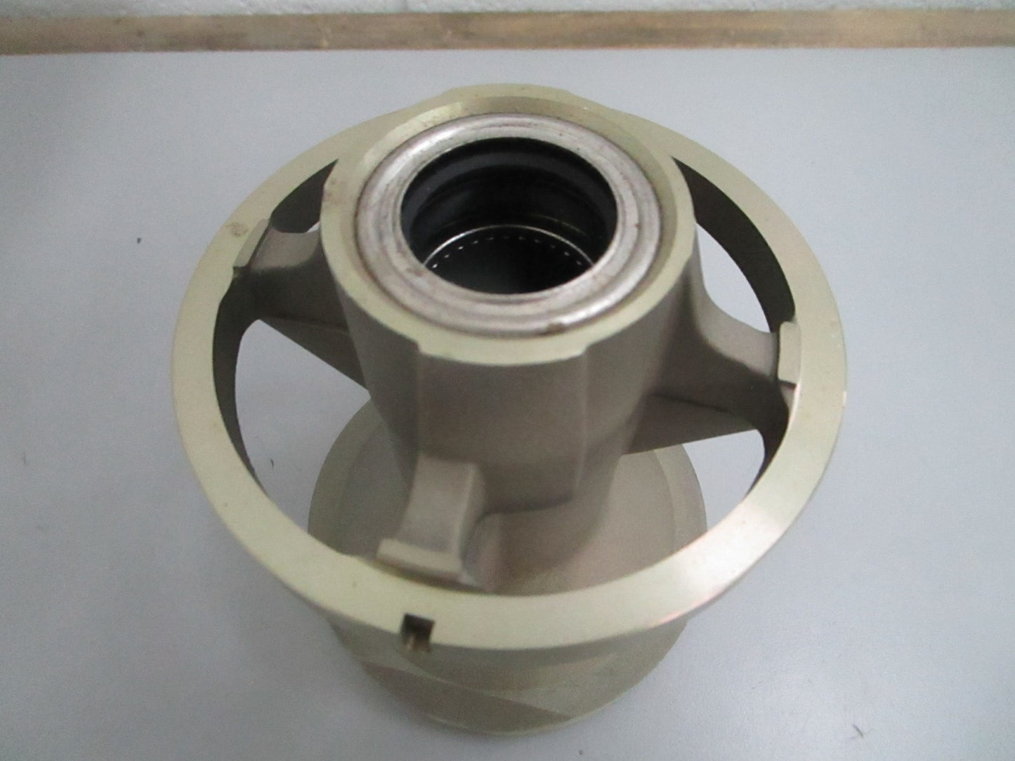 *NEW* 0820 SMI Bearing Carrier 30214 Replaces: 73020A14