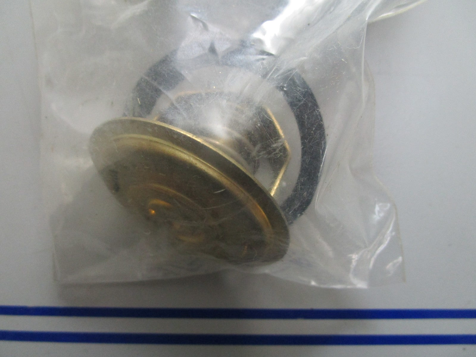 *NEW OEM* 0820 Volvo Penta Thermostat Kit 876097