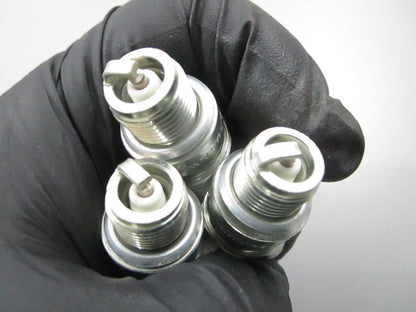 *NEW* (LOT OF 3) 0810 Champion Spark Plug L77JC4