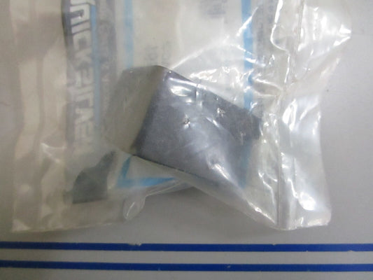 *NEW OEM* 0810 Mercury Quicksilver Cover 16917