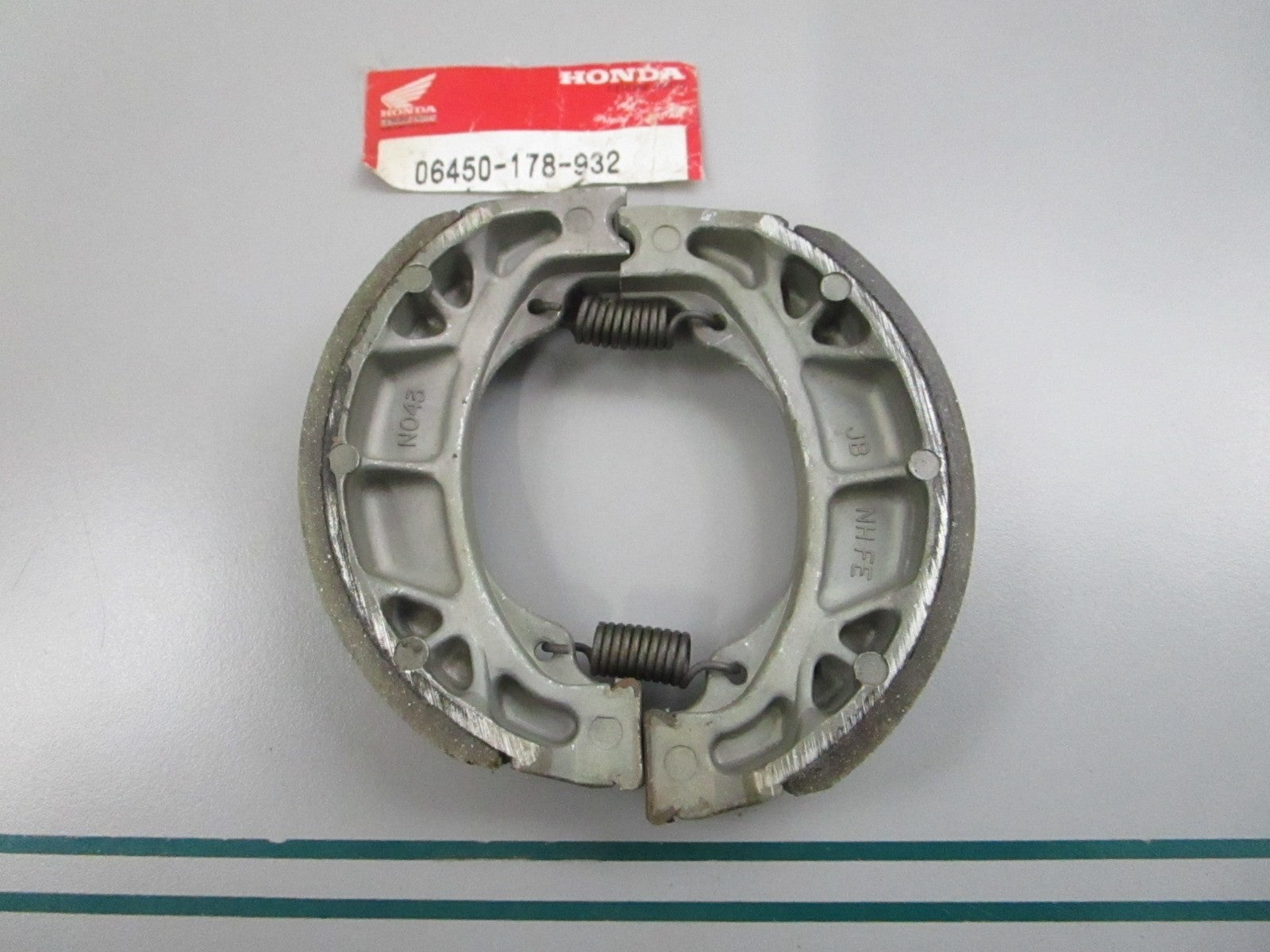 NEW OEM 06450-178-932 Honda Brake Shoe Set 0810