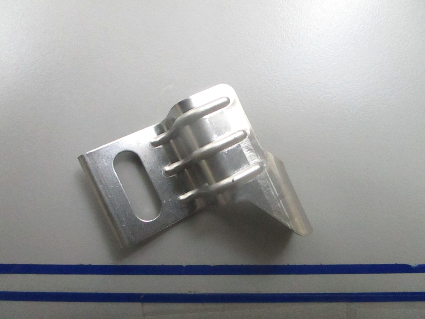 *NEW OEM* 0810 OMC Johnson Evinrude Timing Pointer 350927 0350927