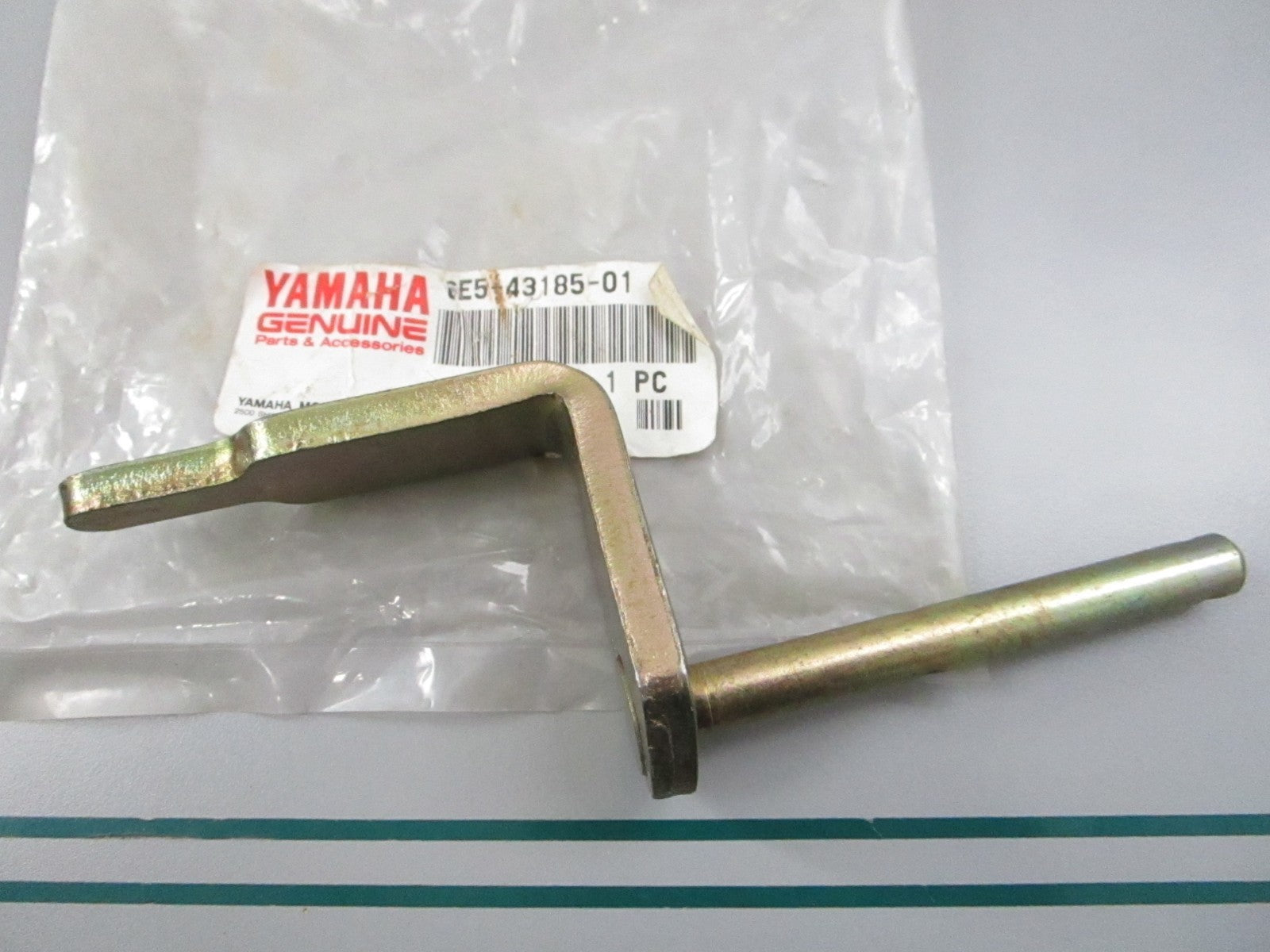NEW OEM 6E5-43185-01-00 Yamaha Tilt Stop Lever 0810