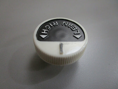 *NEW OEM* 0820 OMC Johnson Evinrude Adjustment Knob 205883 0205883