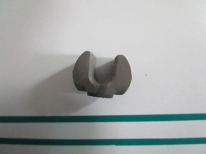 NEW OEM 332507 0332507 OMC Johnson Evinrude Shifter Cradle 0820