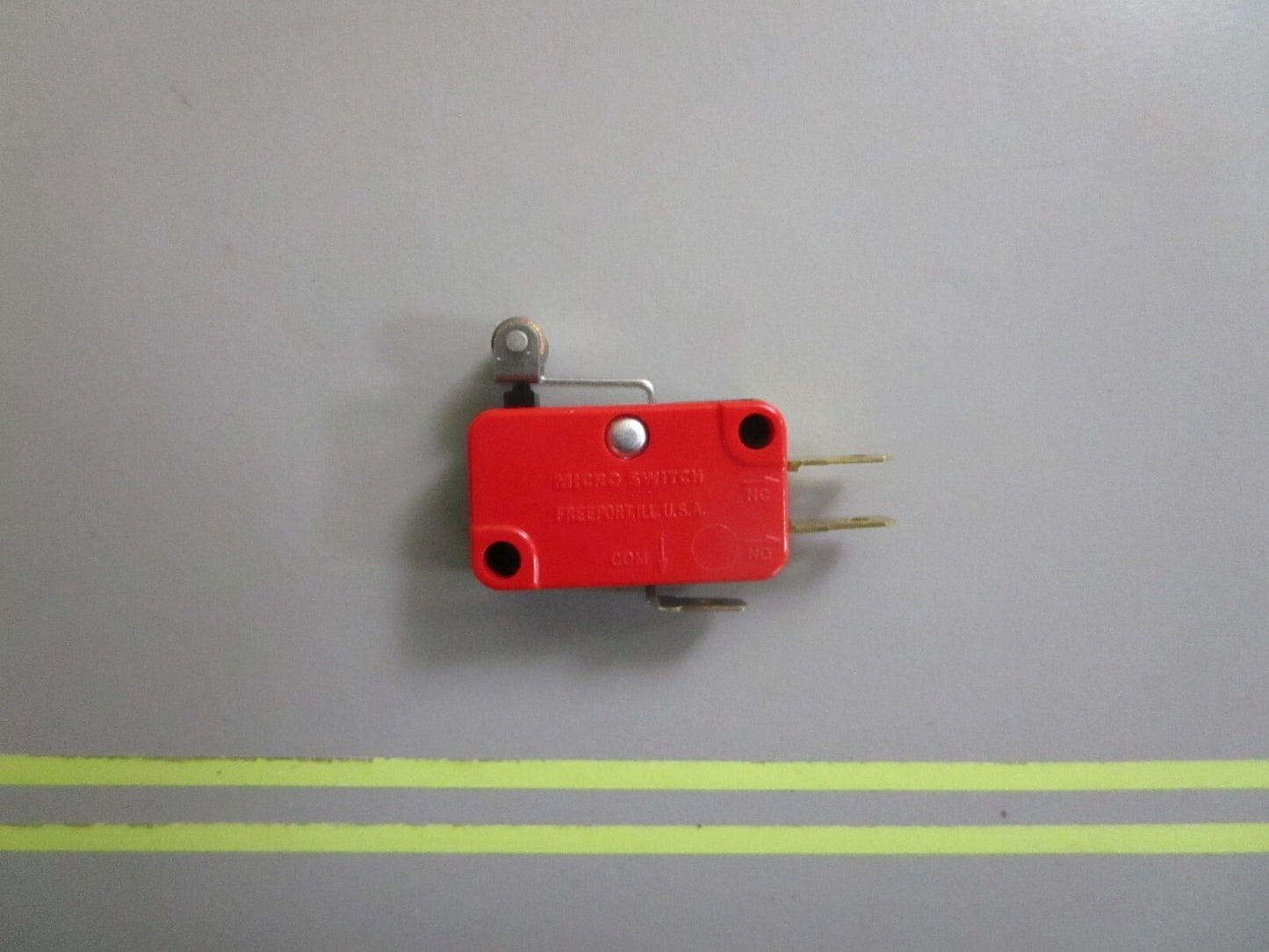 *NEW OEM* 0810 Mercury Quicksilver Switch 87-74605