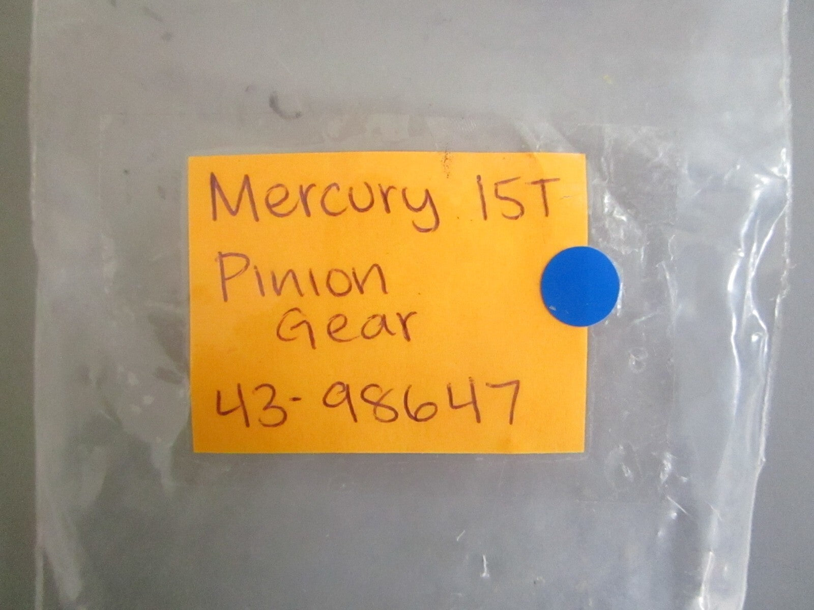 *NEW OEM* 0820 Mercury Quicksilver 15T Pinion Gear 43-98647