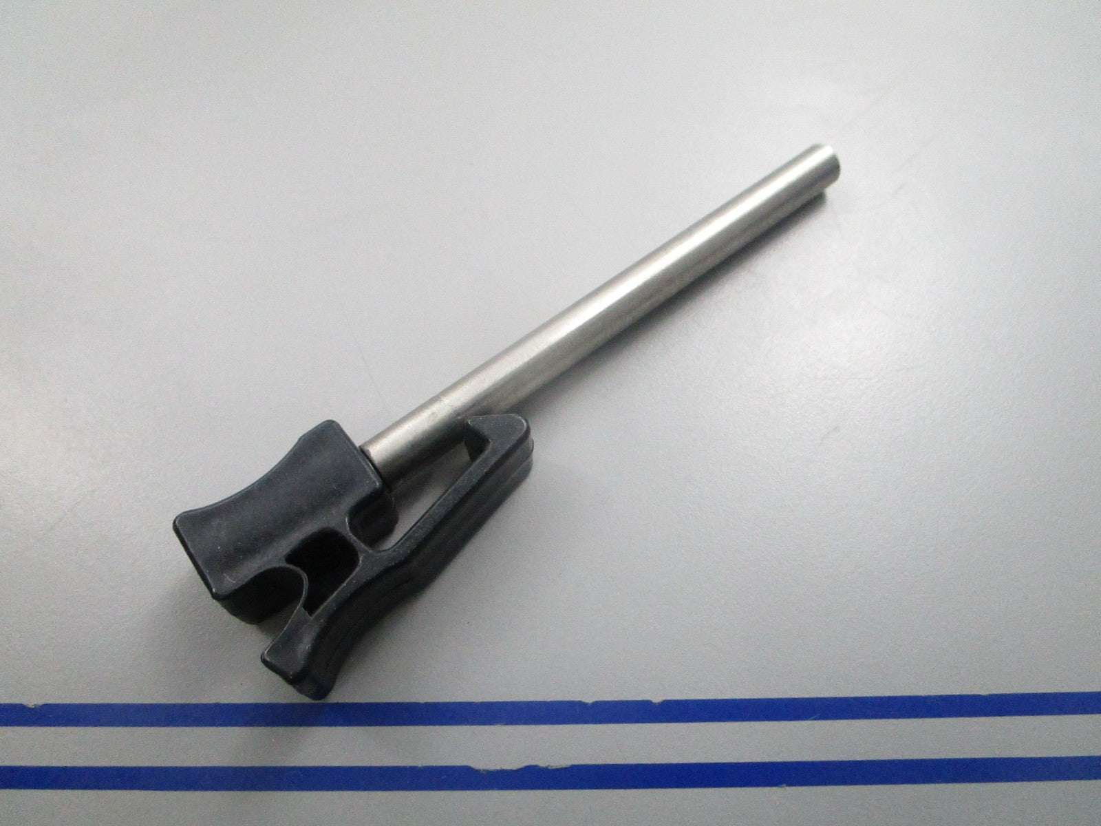 NEW OEM OMC Johnson Evinrude 324599 0324599 Tilt Pin 0810