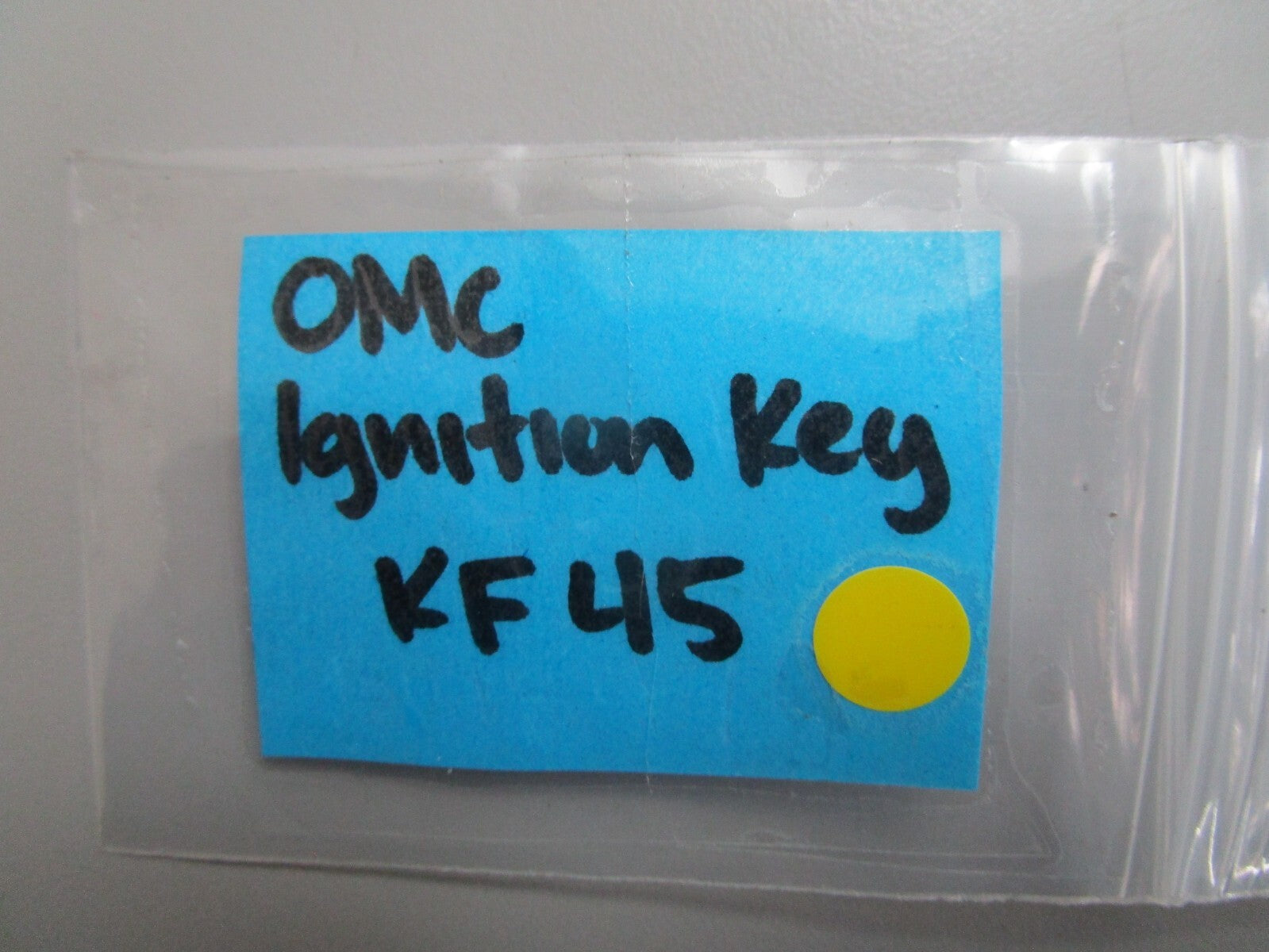 *NEW OEM* 0810 OMC Johnson Evinrude Ignition Key KF45 501550 0501550