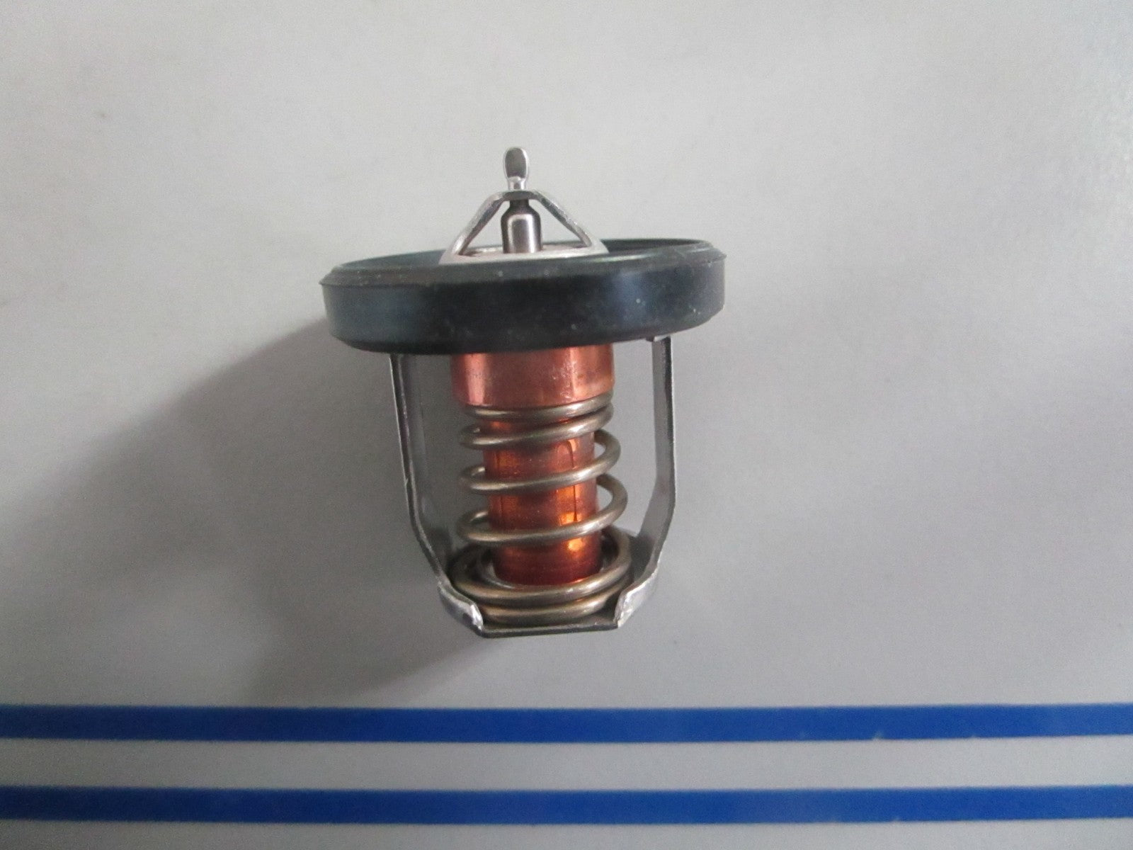NEW OEM 17670-94J01 Suzuki Thermostat 0820