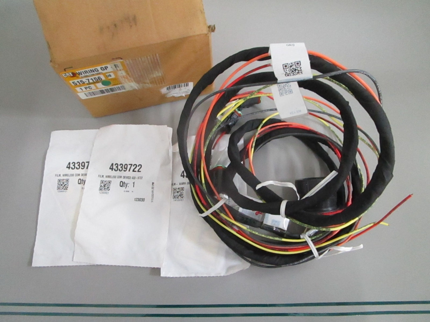 Caterpillar 515-7156 NEW OEM Radio Communication Wiring Harness 0820