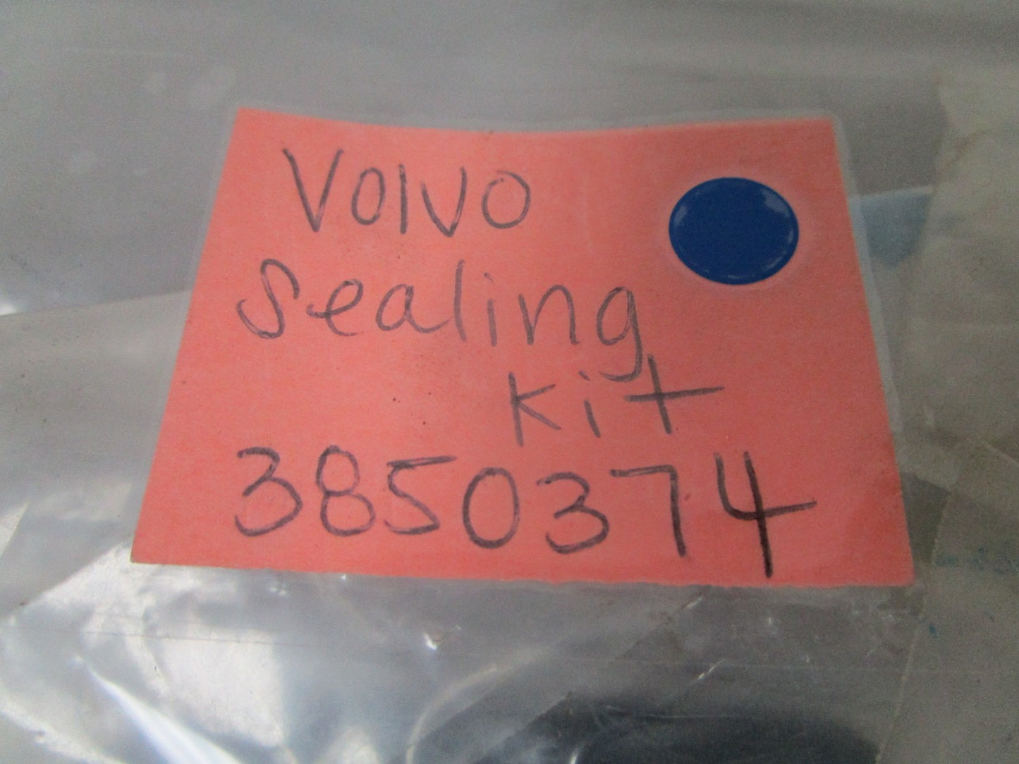 NEW OEM 3850374 Volvo Penta Sealing Kit 0720