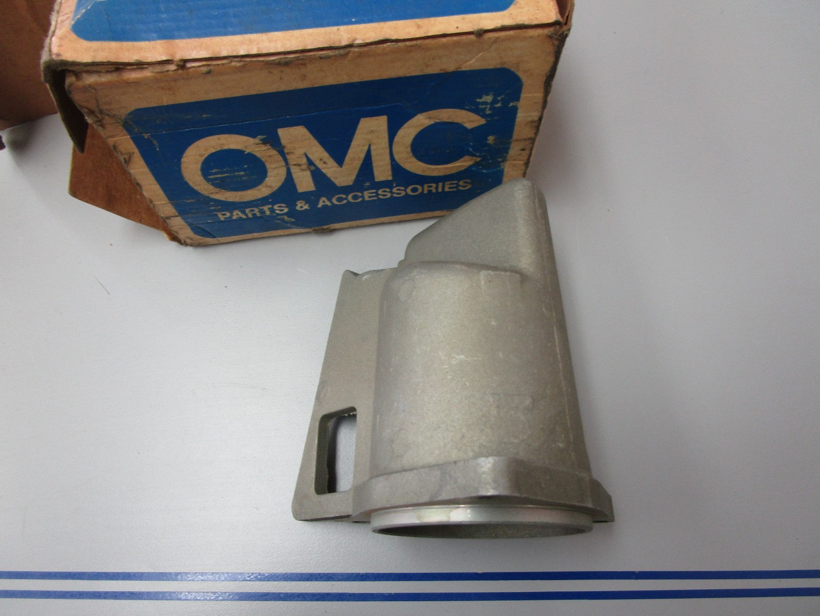 *NEW OEM* 0720 OMC Johnson Evinrude Trim Tilt Reservoir 325593 0325593