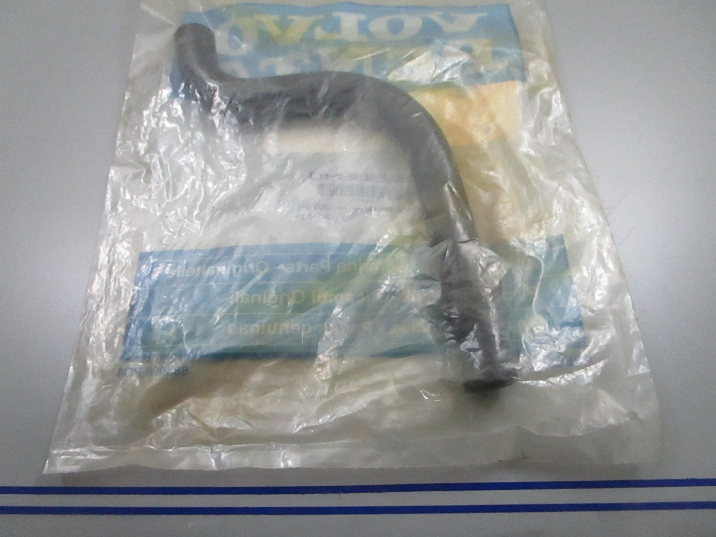 *NEW OEM* 0810 Volvo Penta Hose 3858840