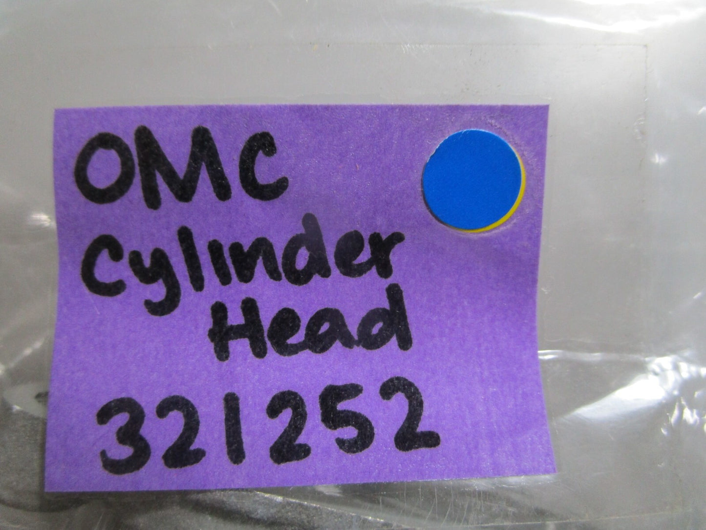 *NEW OEM* 0810 OMC Johnson Evinrude Cylinder Head 321252 0321252