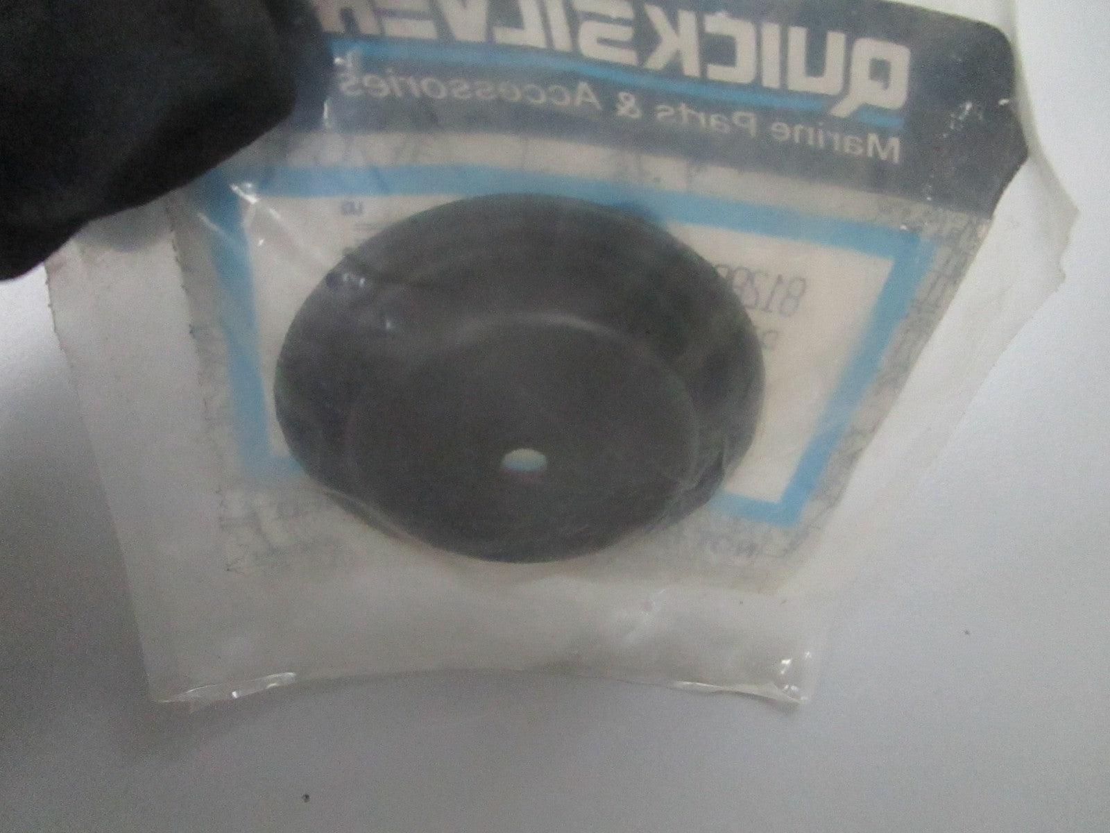 *NEW OEM* 0810 Mercury Quicksilver Diaphragm 812887