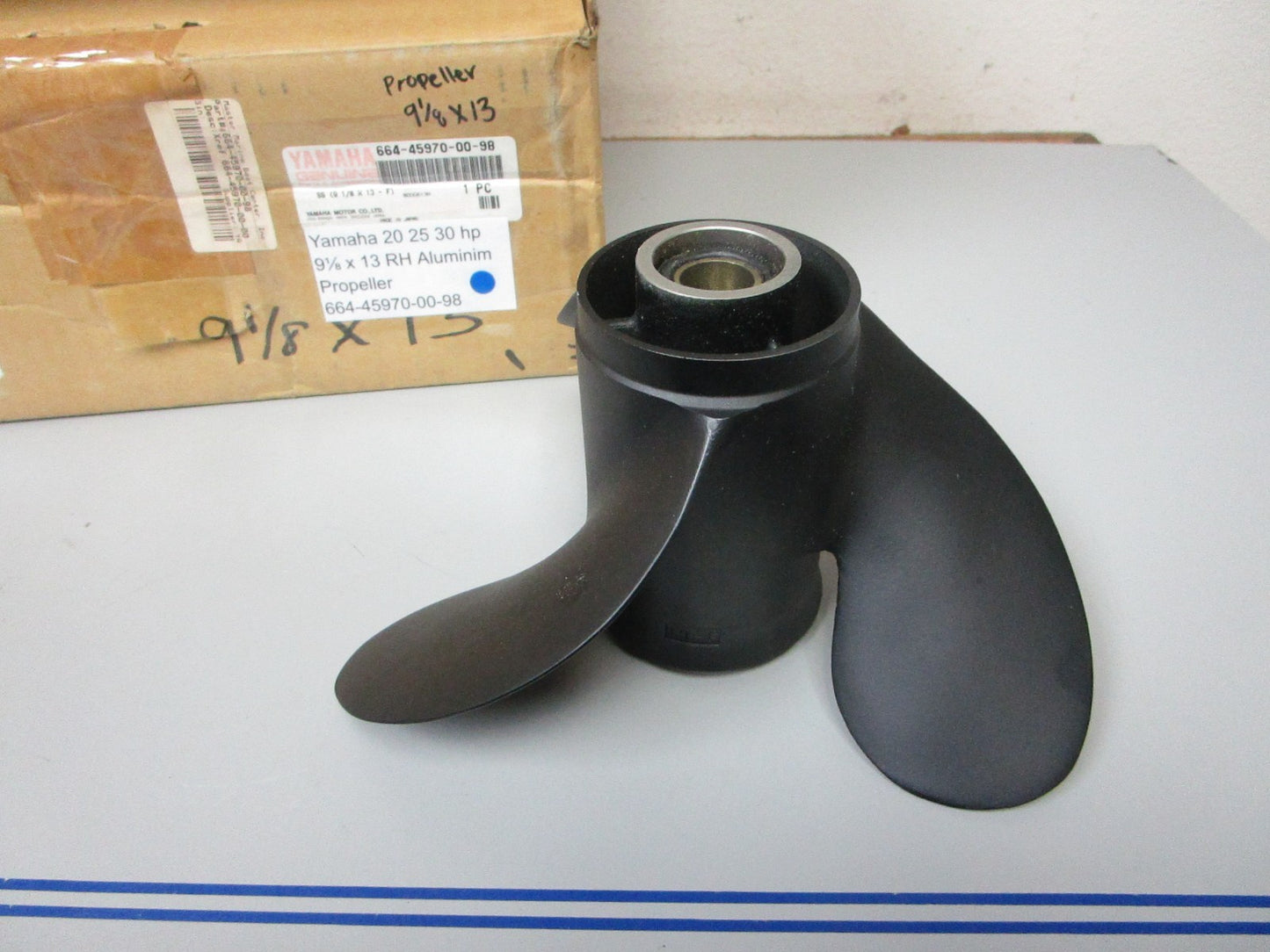 *NEW OEM* 0720 Yamaha 20 25 30 hp 9⅛ x 13 SS RH Propeller 664-45970-00-98