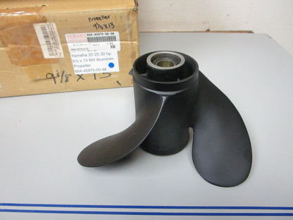 *NEW OEM* 0720 Yamaha 20 25 30 hp 9⅛ x 13 SS RH Propeller 664-45970-00-98