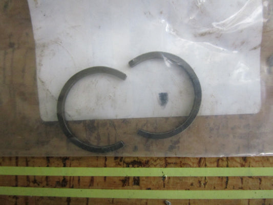 *NEW OEM* (LOT OF 2) 0810 OMC Johnson Evinrude Snap Ring 3850757