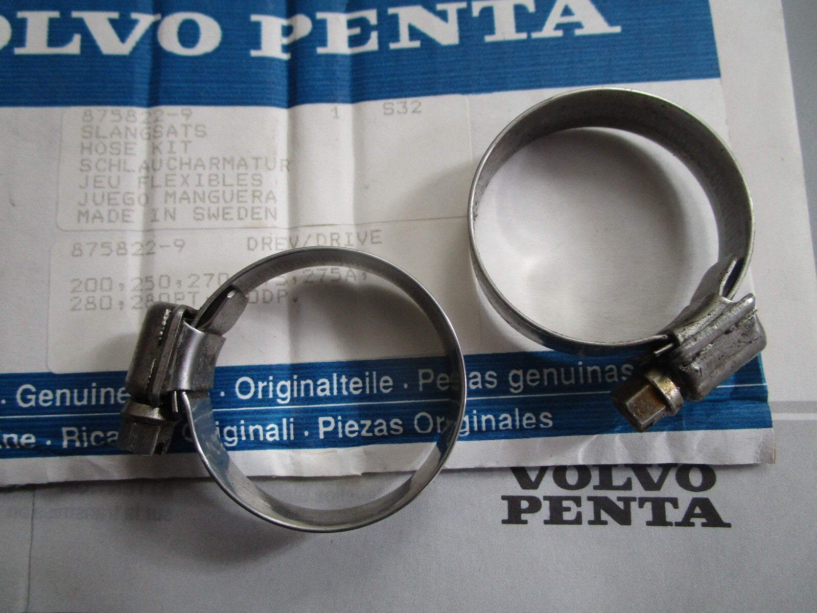 *NEW OEM* 0810 Volvo Penta Hose Kit 875822