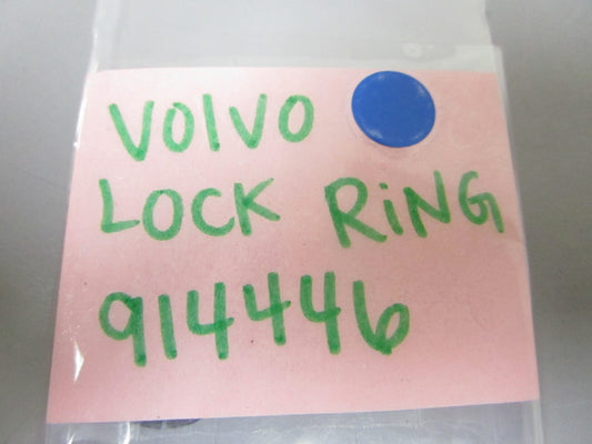 *NEW OEM* (LOT OF 4) 0810 Volvo Penta Lock Ring 914446