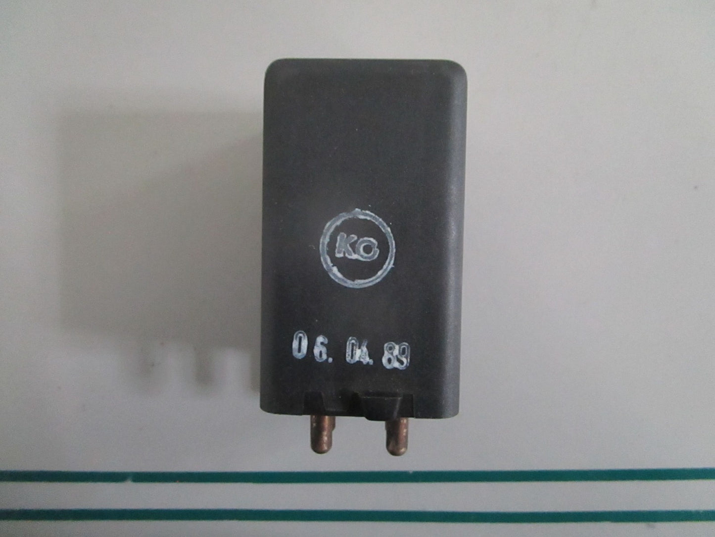NEW OEM 0015450605 Mercedes-Benz Fuel Pump Relay 0820