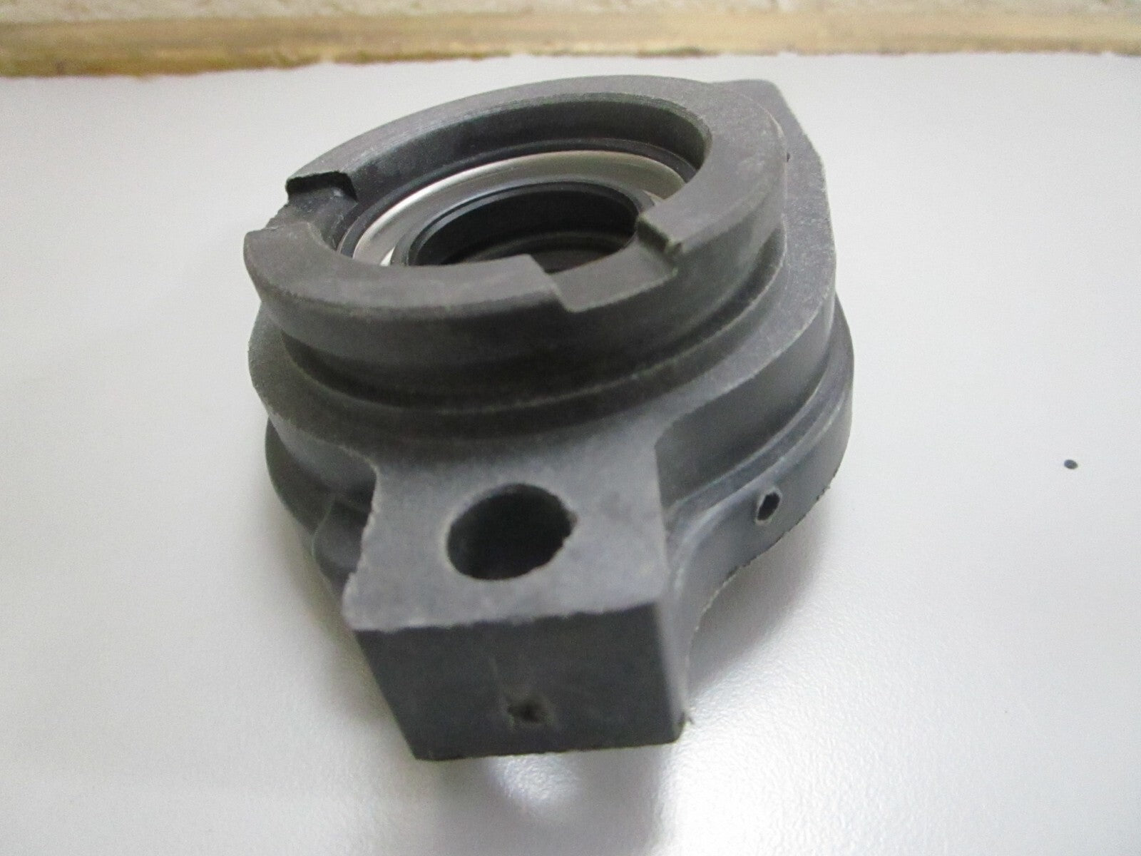 *NEW OEM* 0820 Mercury Quicksilver Water Pump Base 46-48747A 1