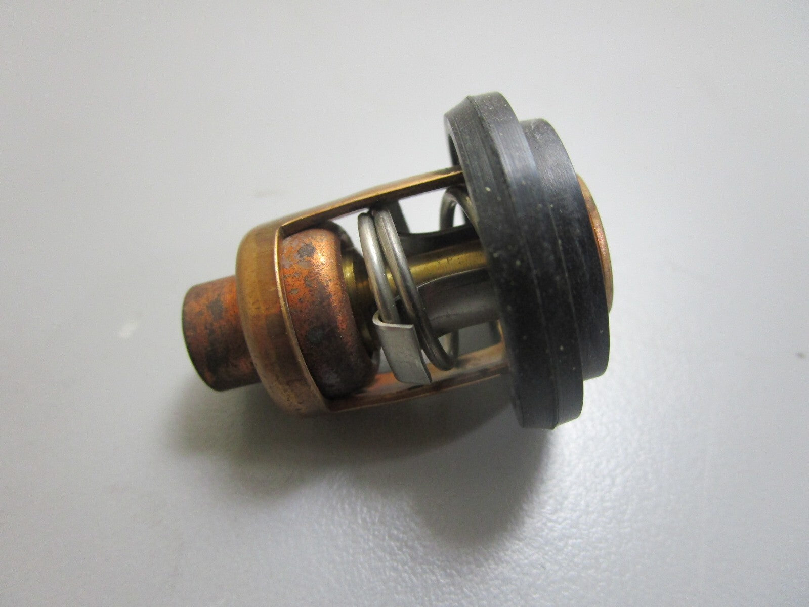 *NEW OEM* 0820 Yamaha Thermostat 688-12411-00-00