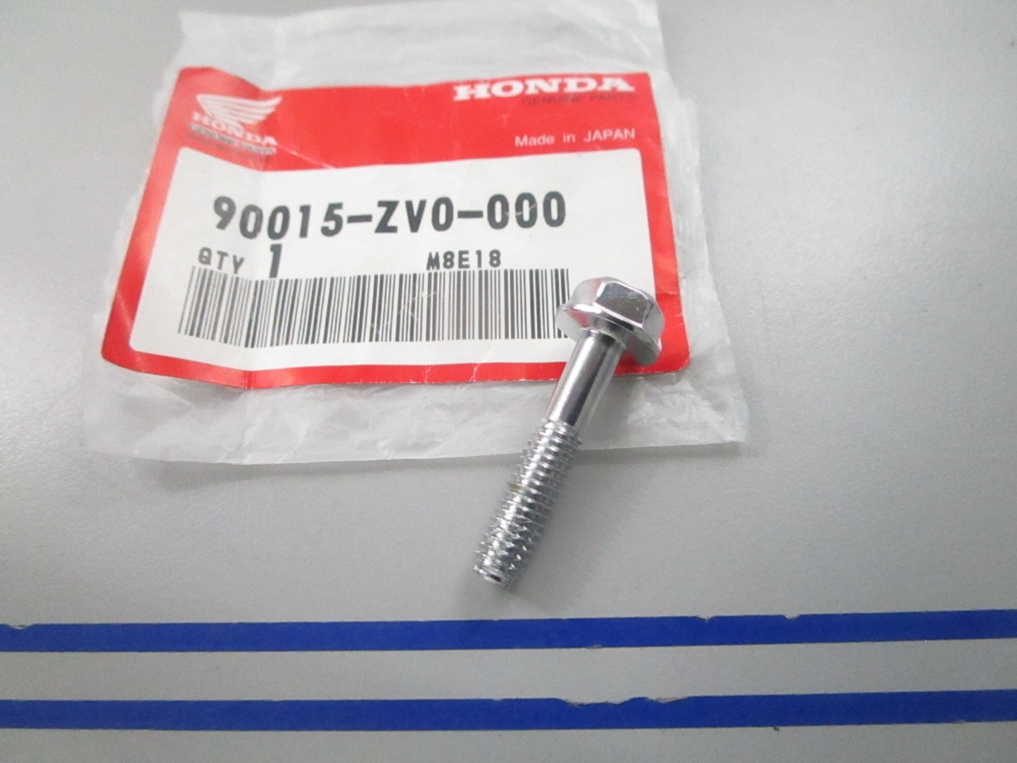 NEW OEM 90015-ZV0-000 Honda Flange Bolt 0810