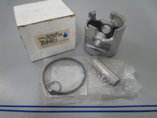 *NEW OEM* 0810 Mercury Quicksilver Piston Assembly Port 700-8787571A2