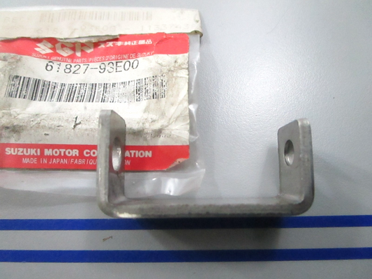 *NEW OEM* 0810 Suzuki Side Cover Holder 61827-93E00