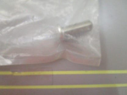 *NEW OEM* 0810 OMC Johnson Evinrude Screw 125179 0125179