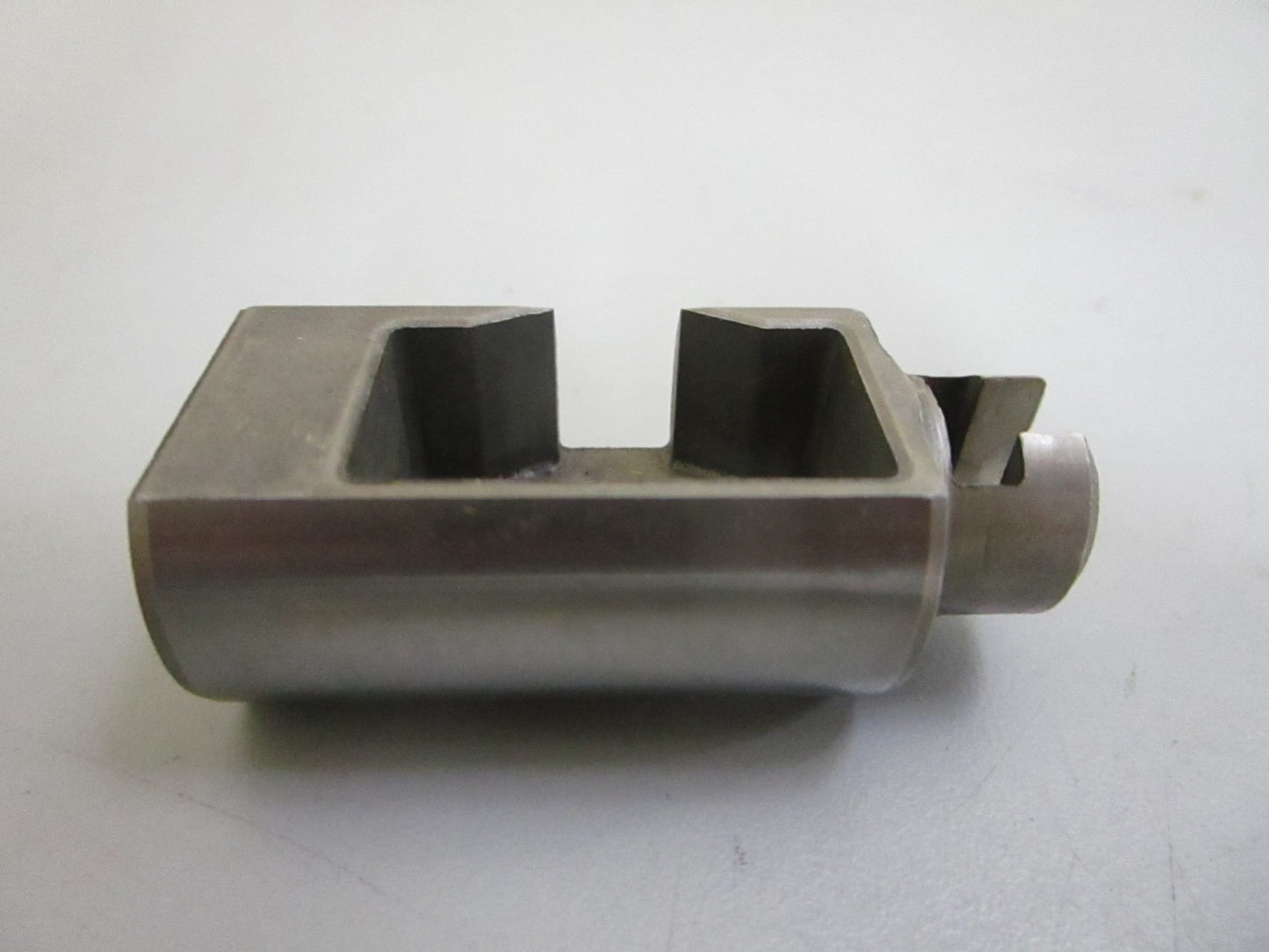 *NEW OEM* 0820 OMC Johnson Evinrude Slider 5033795