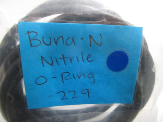 *NEW* (LOT OF 10) 0810 Buna-N Nitrile O-Ring -229