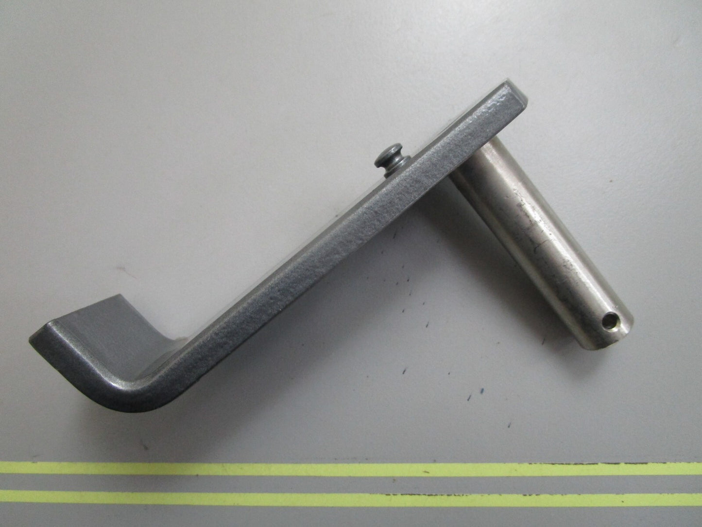 *NEW OEM* 0820 Mercury Quicksilver Tilt Lock Lever 19618A2