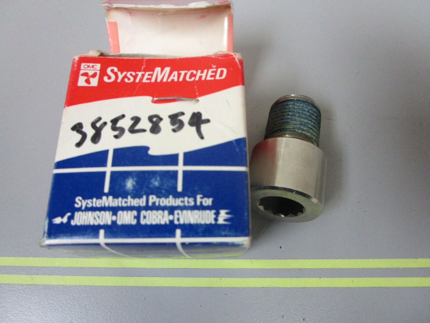 *NEW OEM* 0720 OMC Johnson Evinrude Shoulder Screw 3852854 913821 0913821