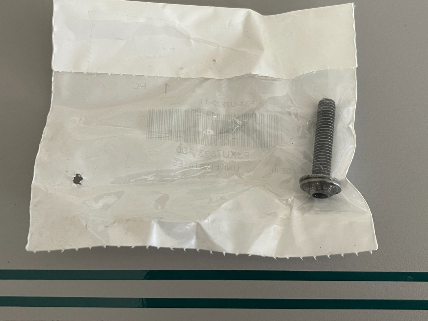 NEW OEM F3X-07823-11-00 Yamaha Screw 0810