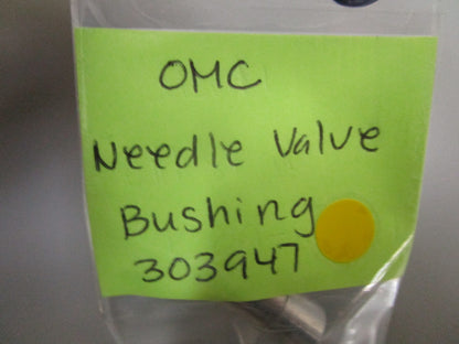 *NEW OEM* 0810 OMC Johnson Evinrude Needle Valve Bushing 303947 0303947
