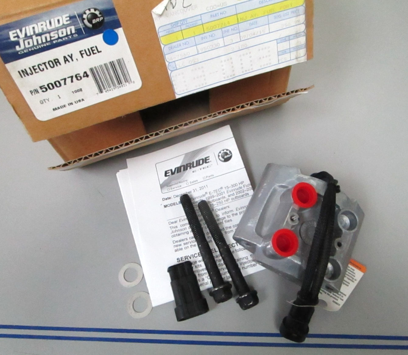 *NEW OEM* 0720 OMC Johnson Evinrude ETEC Fuel Injector Assembly 5007764