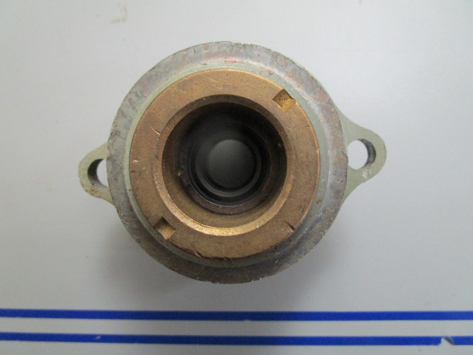 *NEW OEM* 0820 Mercury Force Prop Shaft Cage 2A318298