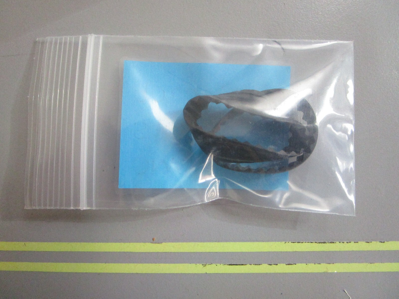 *NEW OEM* (LOT OF 2) 0810 OMC Johnson Evinrude Seal 908061 0908061