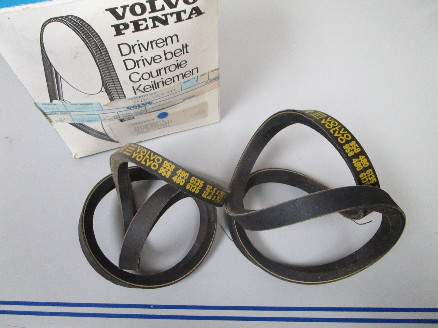 NEW OEM 958525 Volvo Penta Drive Belt Kit 0720