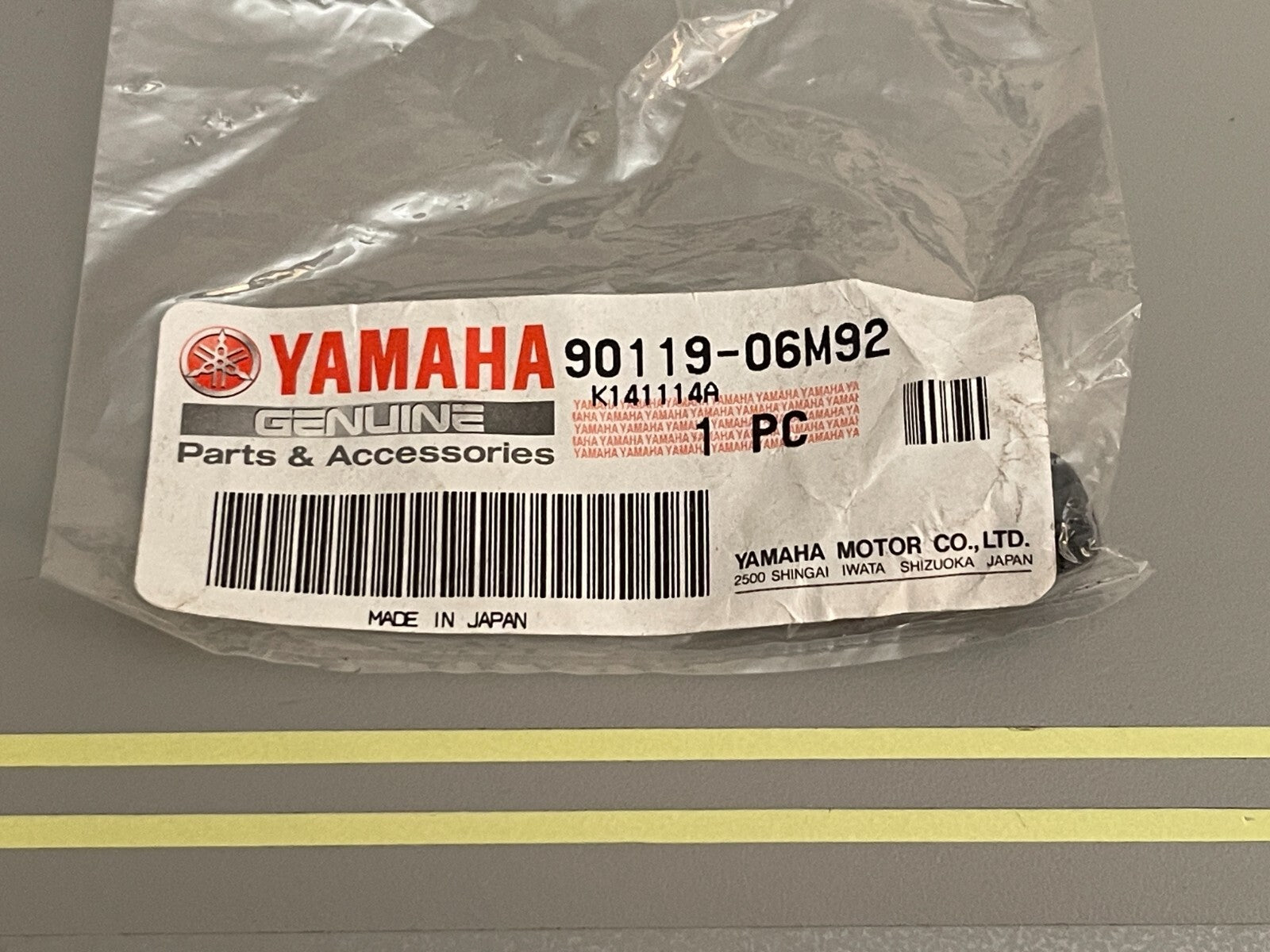 *NEW OEM* 0810 Yamaha Bolt w/ Washer 90119-06M92-00