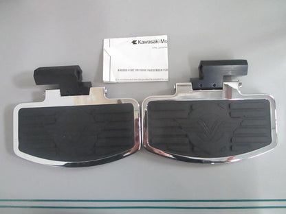 NEW OEM K46000-418C Kawasaki Nomad Floorboards 0820