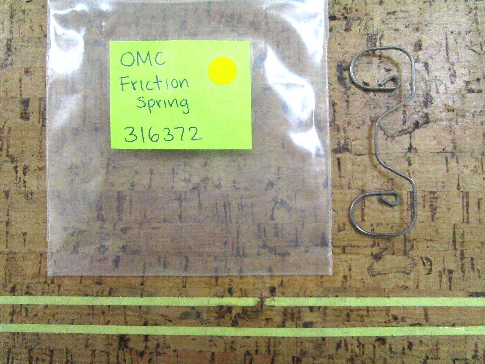 *NEW OEM* 0750 OMC Johnson Evinrude FRICTION SPRING 316372 0316372