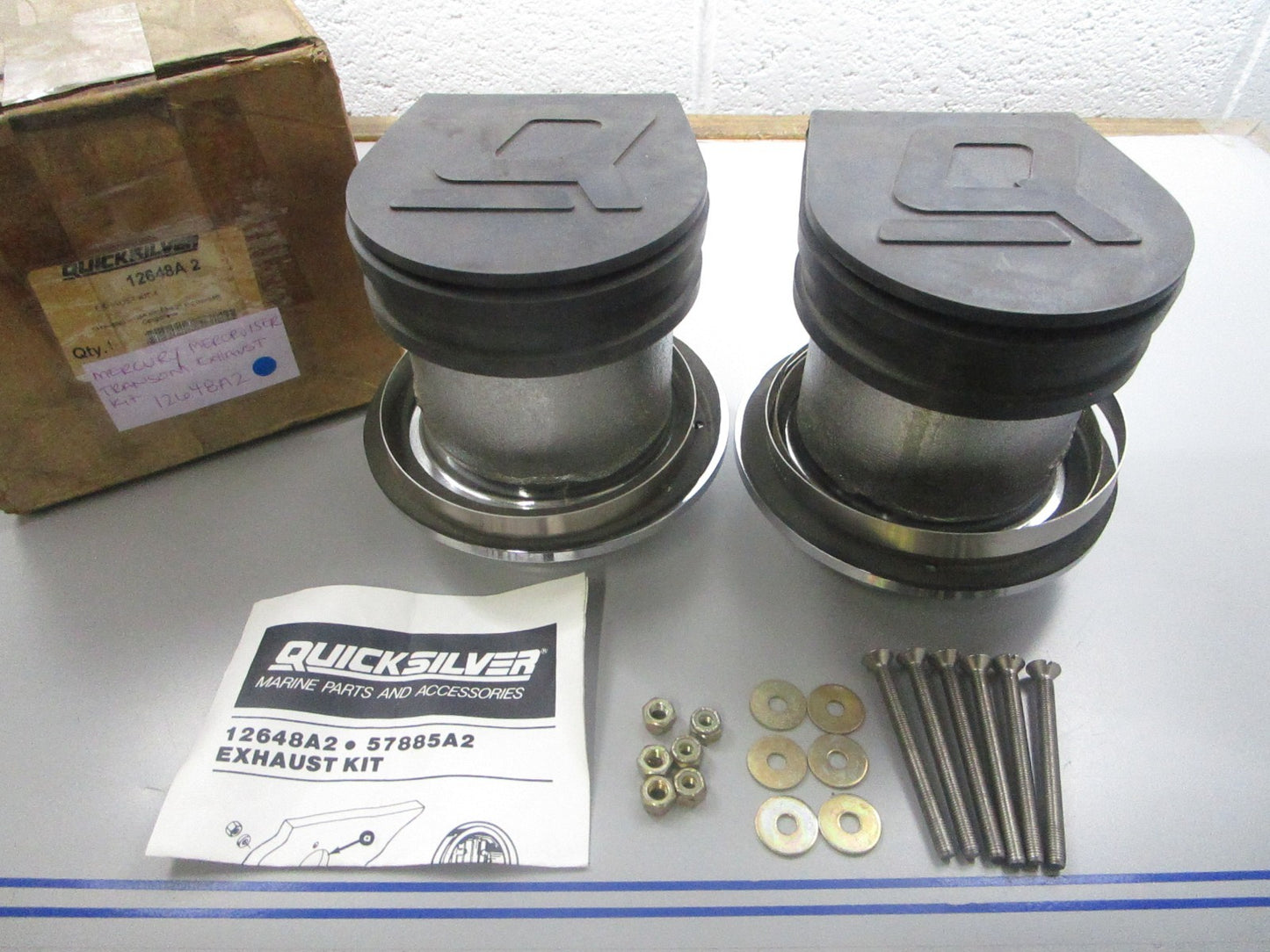NEW OEM 12648A2 Mercury/Mercruiser Transom Exhaust Kit 0810