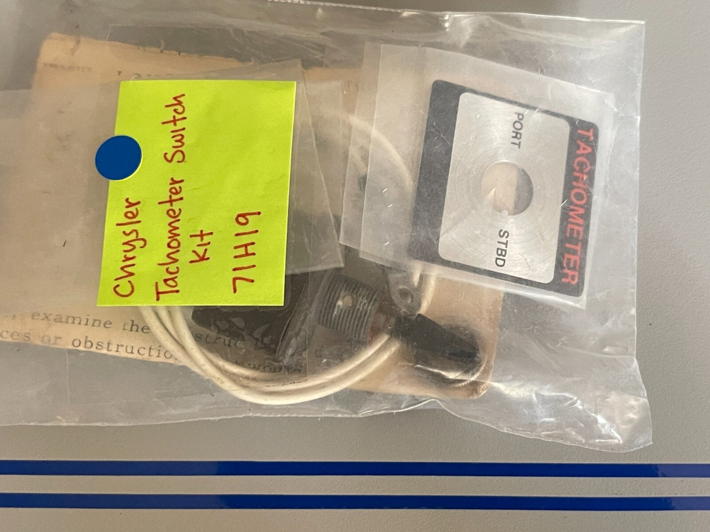 *NEW OEM* 0810 Chrysler Tachometer Switch Kit 71H19